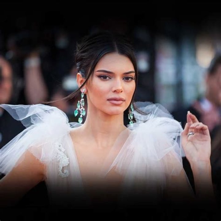 Kendall Jenner - Age, Bio, Birthday, Family, Net Worth